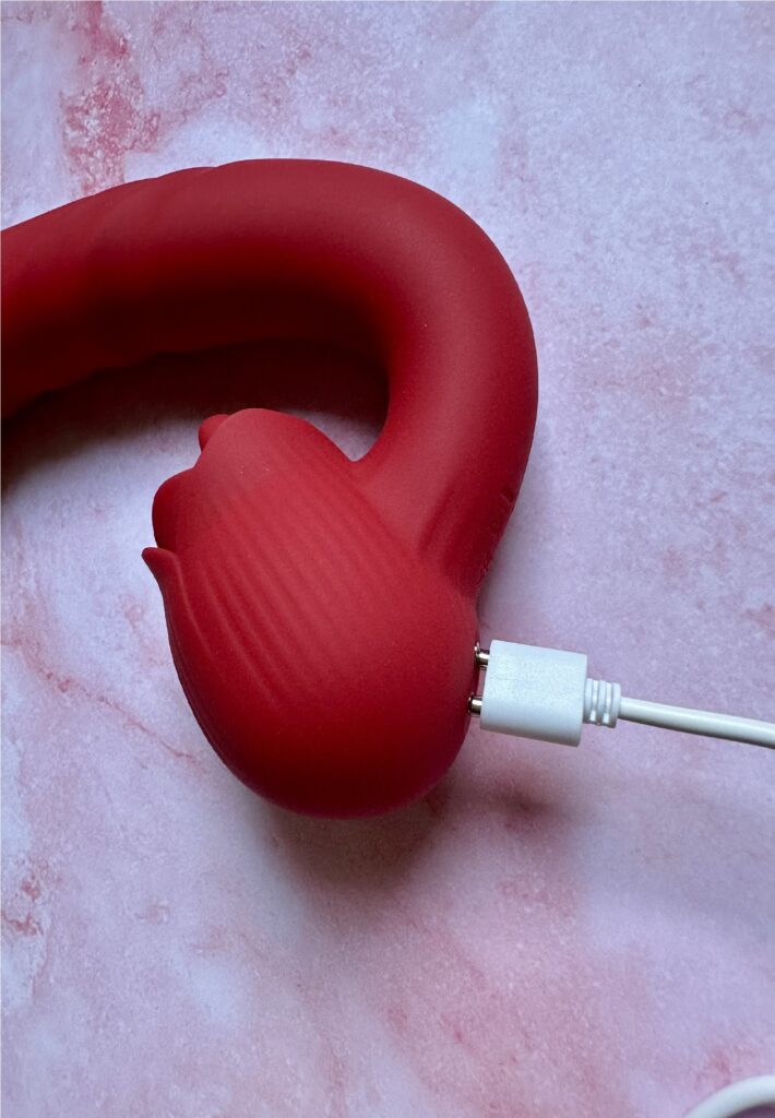 vibrátor ruža nabíjanie